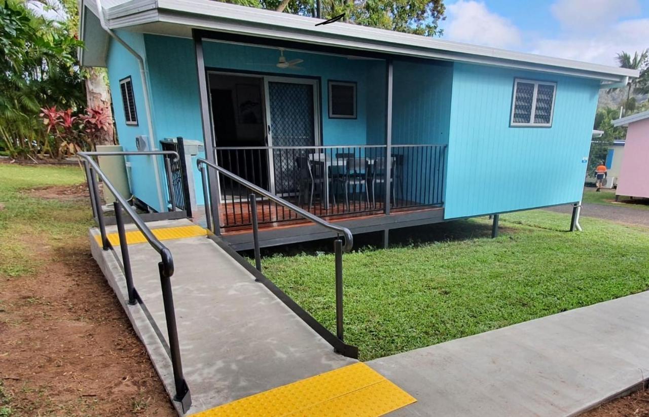 Lake Tinaroo Holiday Park Exterior photo