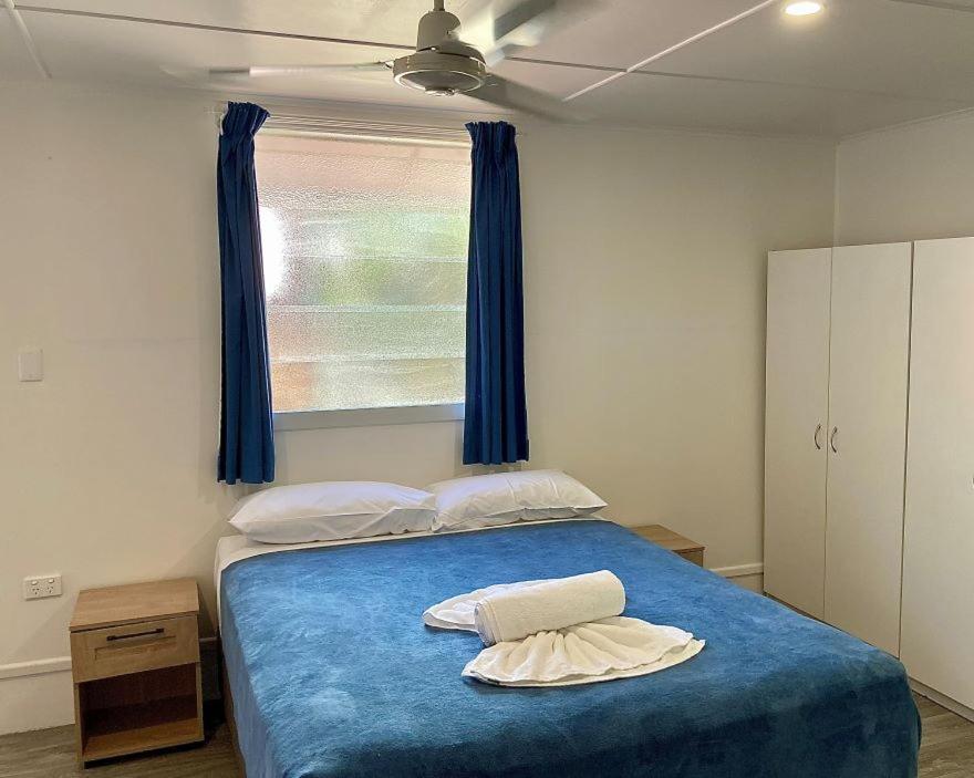 Lake Tinaroo Holiday Park Exterior photo