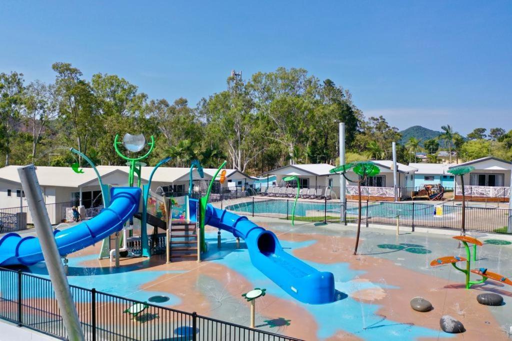 Lake Tinaroo Holiday Park Exterior photo