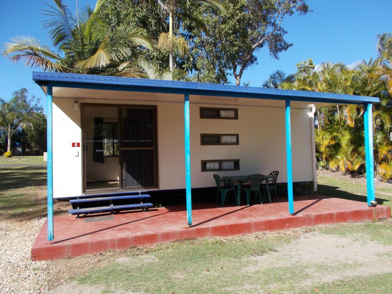 Lake Tinaroo Holiday Park Exterior photo