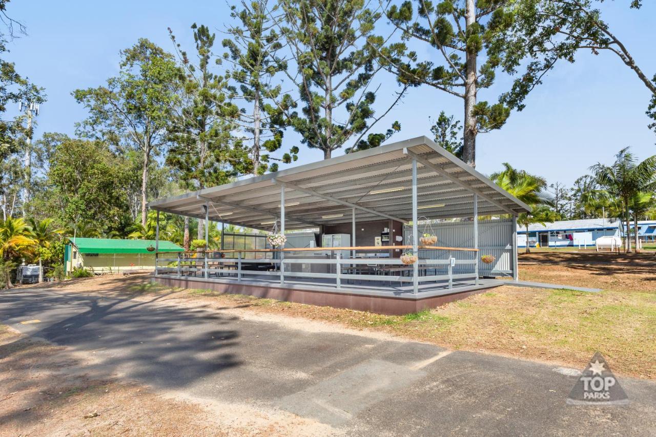 Lake Tinaroo Holiday Park Exterior photo